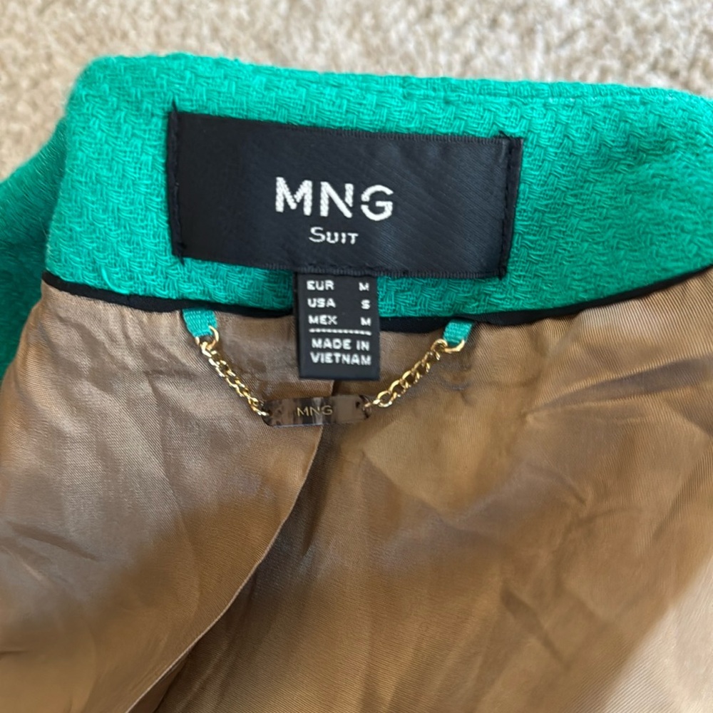 Mango Green Blazer With Structured Design - image 2